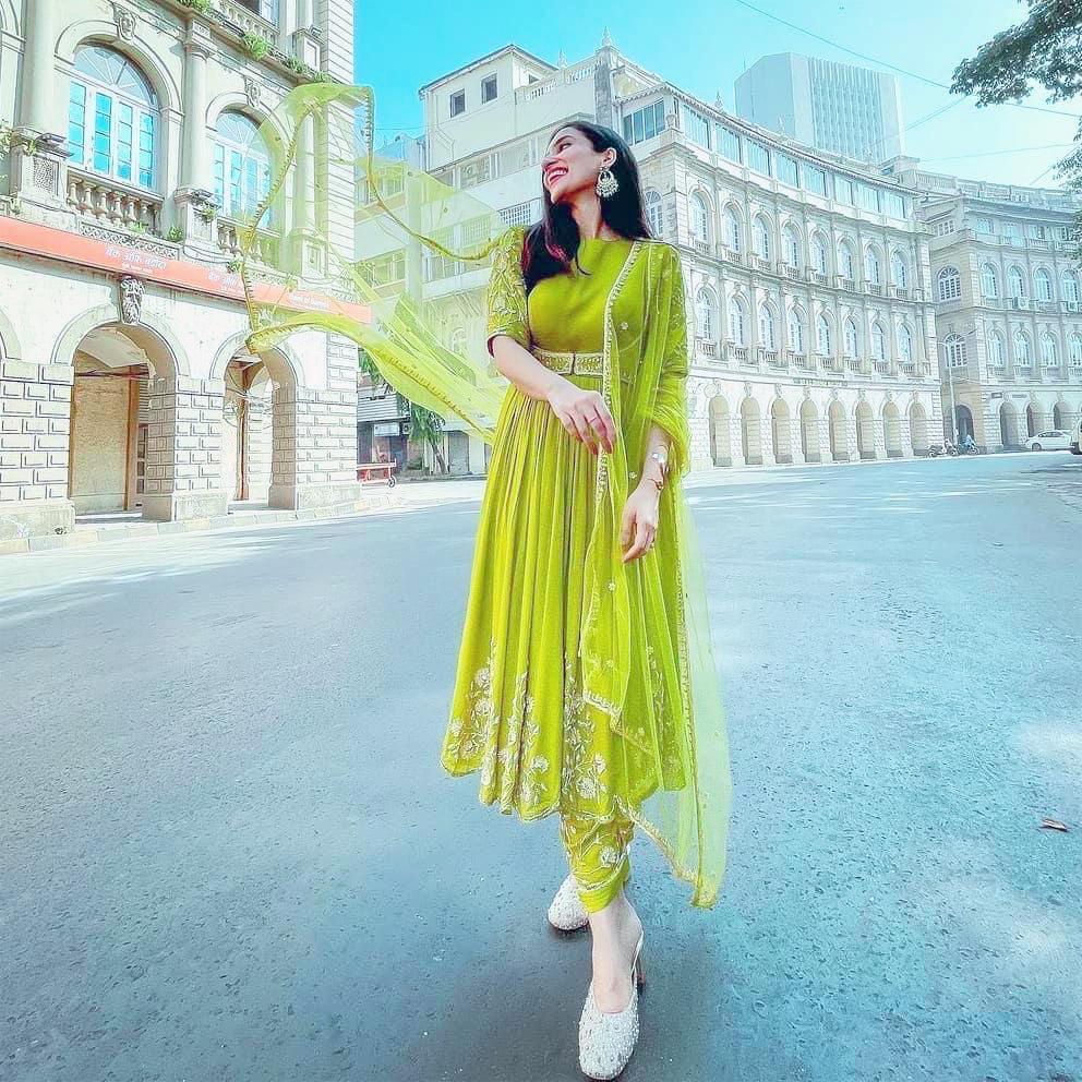 Madhuri Mehek Anarkali
