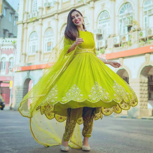 Madhuri Mehek Anarkali